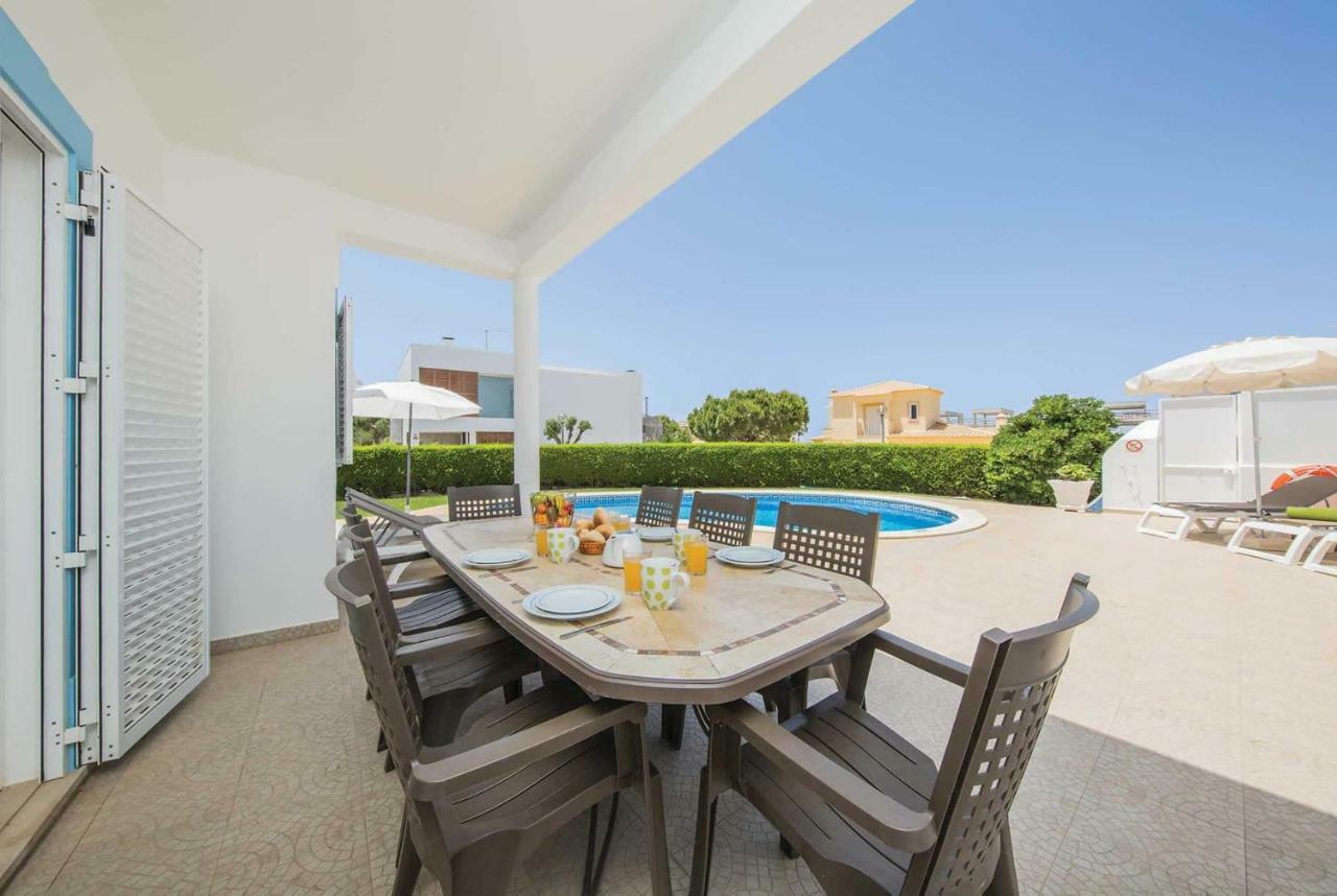 Vivenda Silva Villa *